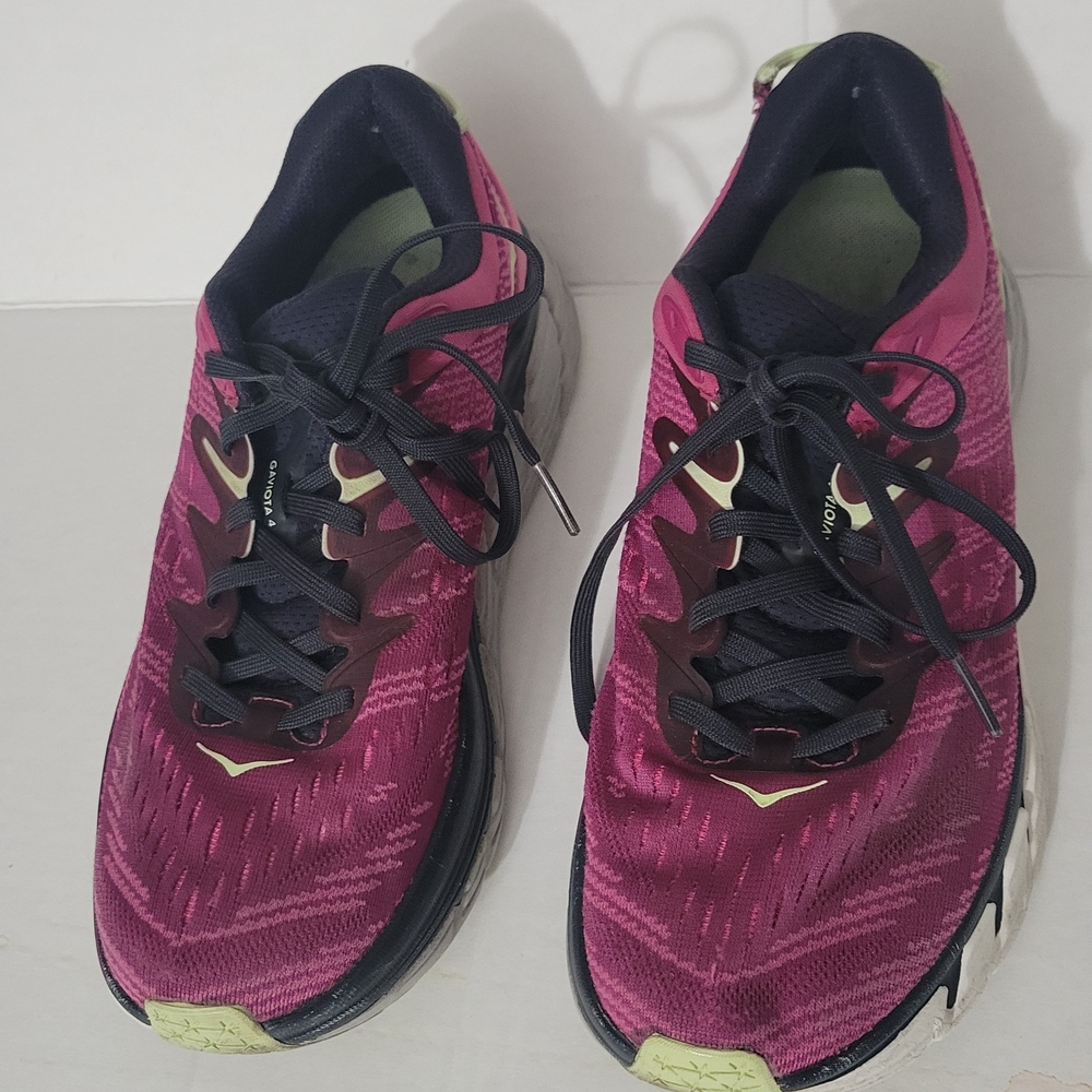 Hoka Women's One One Gaviota 4 Fusia Comfort Running/Walking Shoes Size 8.5B